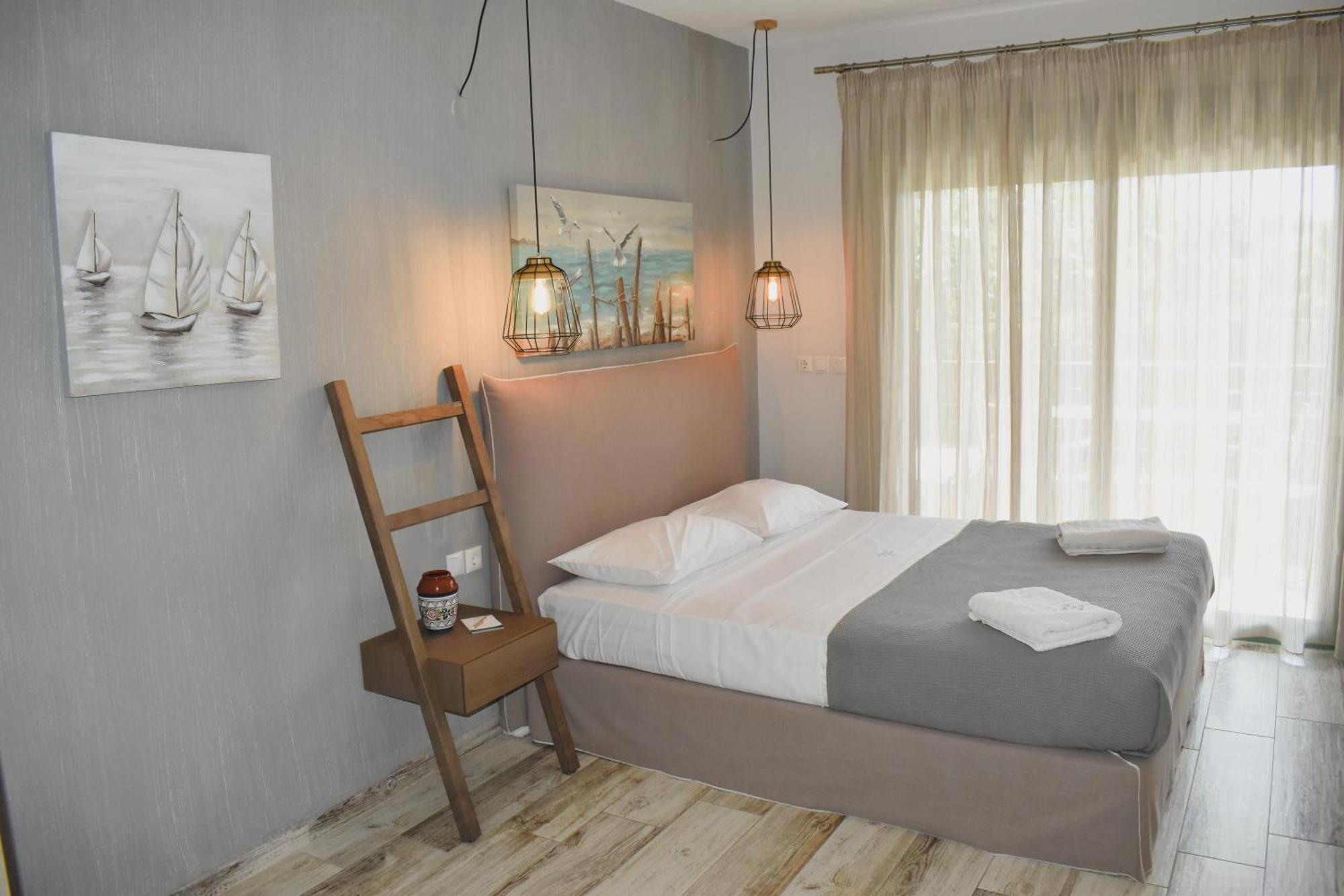Alegria Suites Nikiti  Luaran gambar