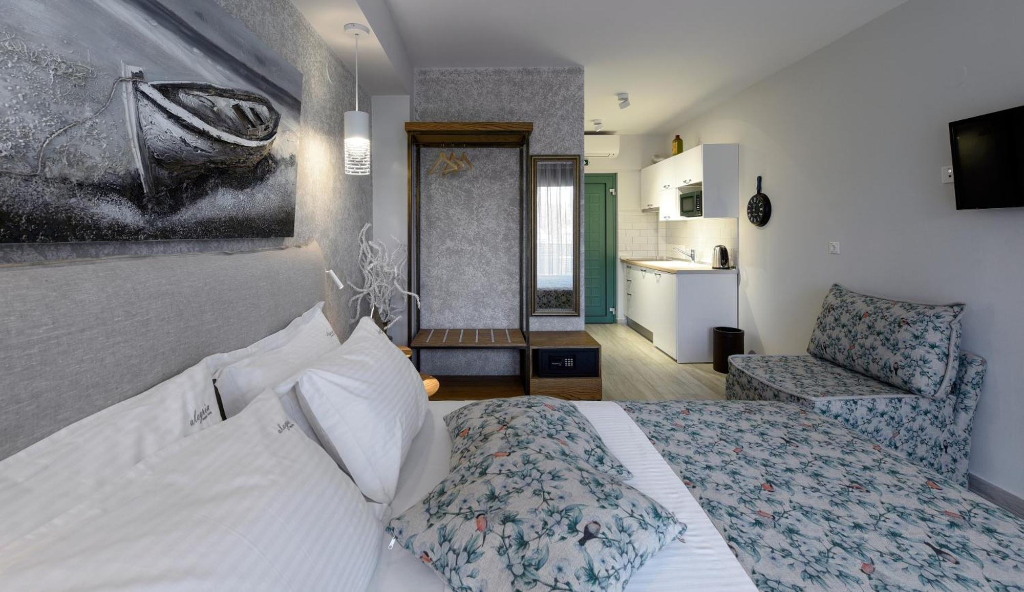 Alegria Suites Nikiti  Bilik gambar