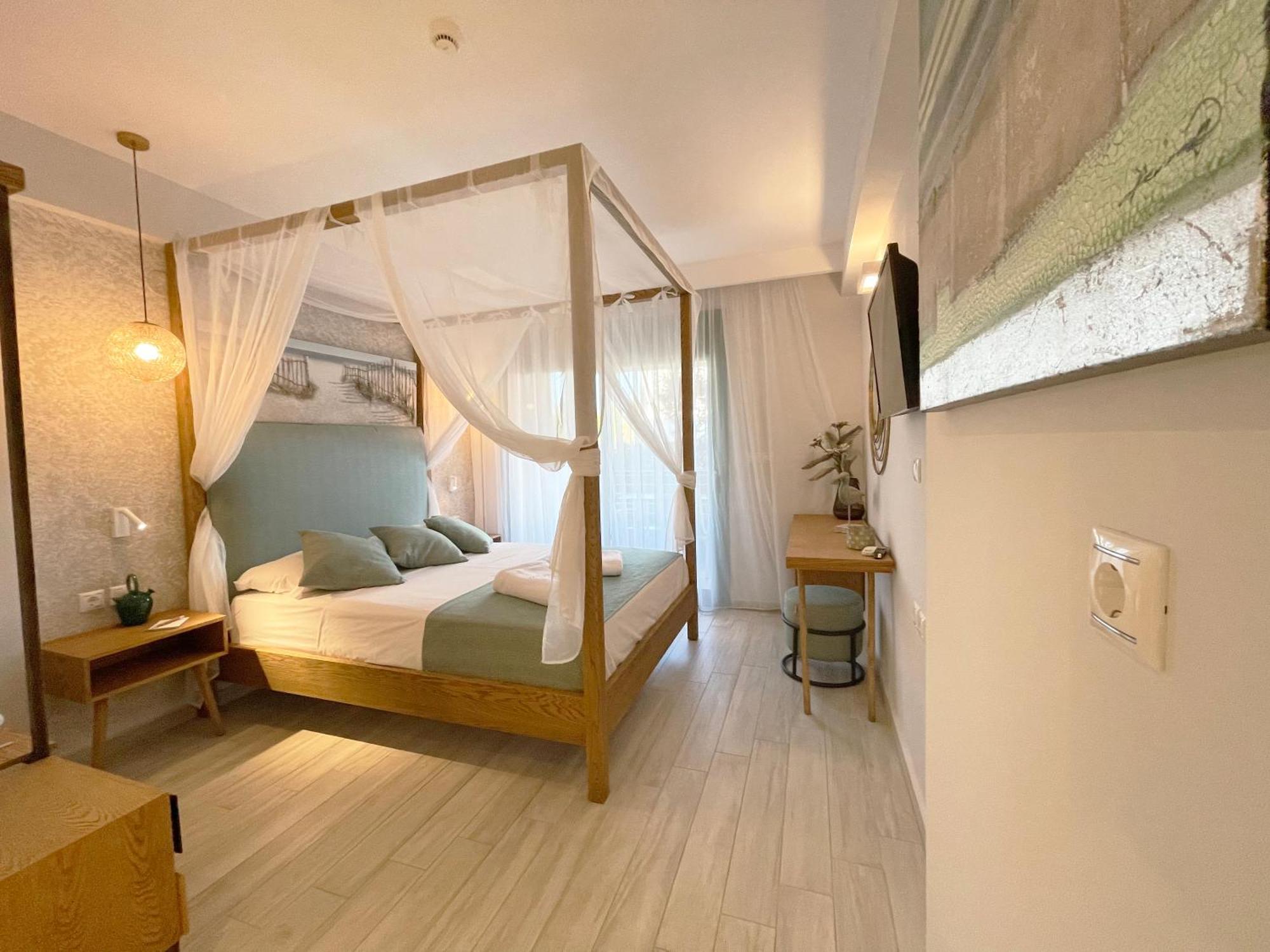 Alegria Suites Nikiti  Luaran gambar