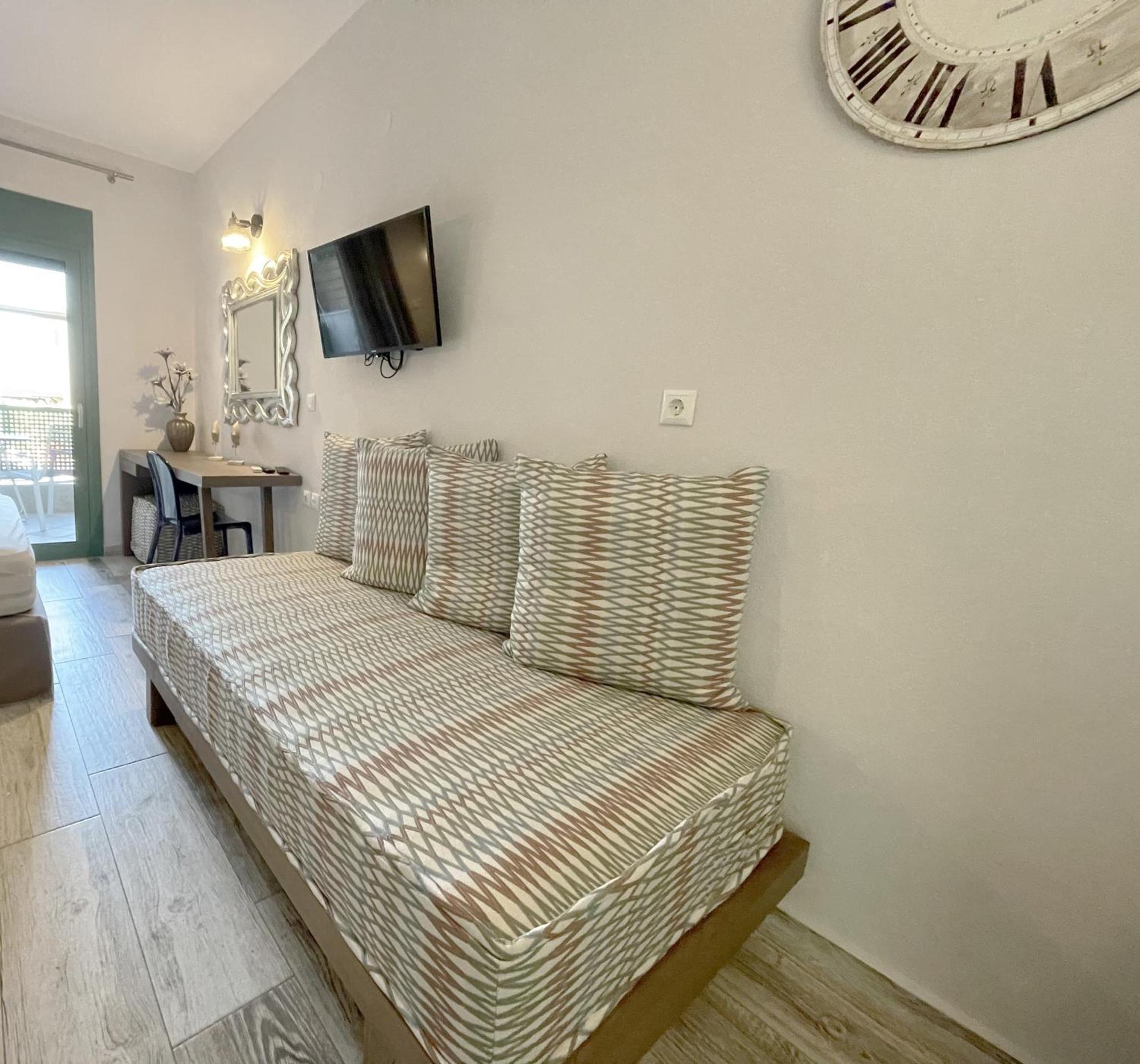 Alegria Suites Nikiti  Luaran gambar