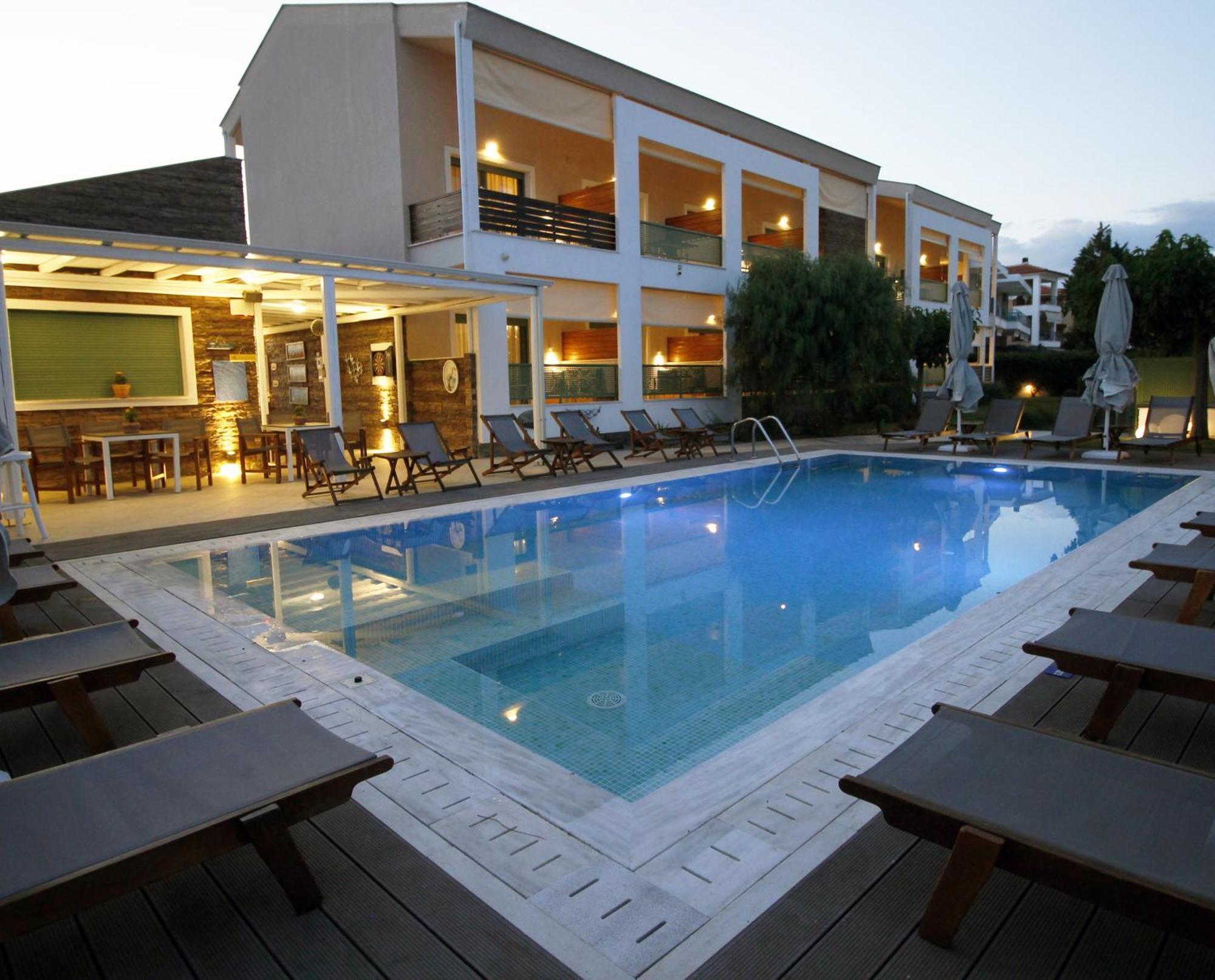 Alegria Suites Nikiti  Luaran gambar