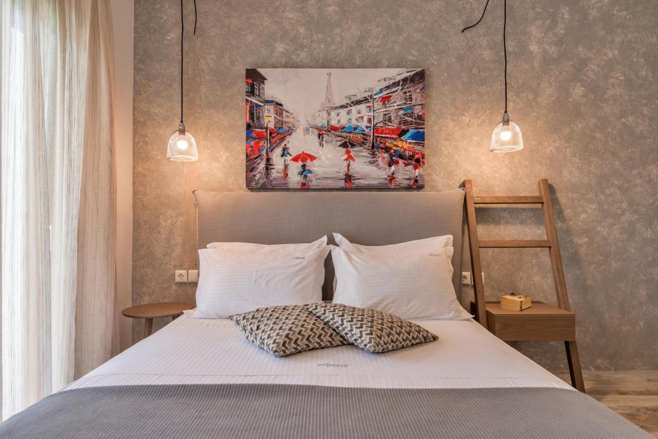 Alegria Suites Nikiti  Luaran gambar